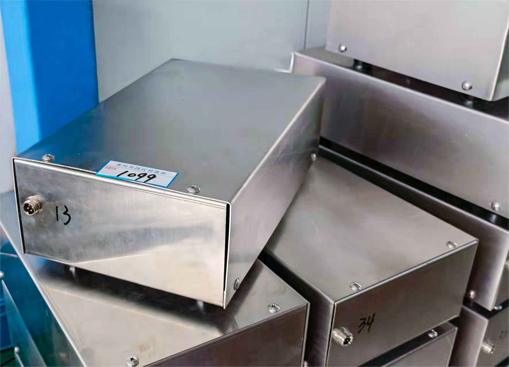 Y09-SS型(28.3L/min)激光尘埃粒子变送器 Y09-SS型(28.3L/min)激光尘埃粒子变送器